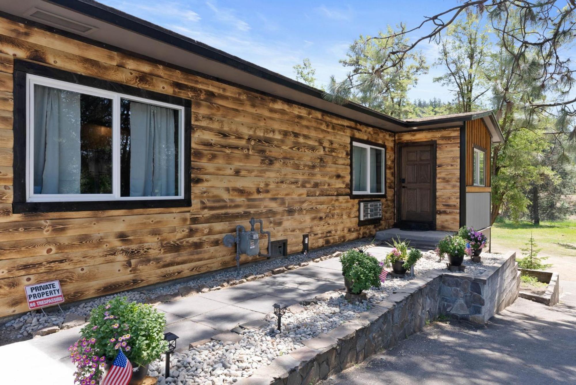 Lake Village Lodge 코어 드얼린 외부 사진