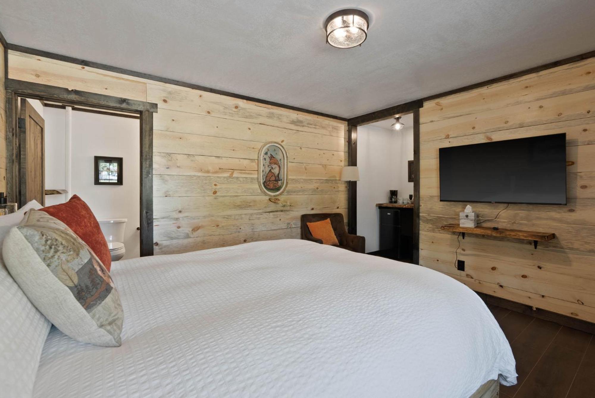 Lake Village Lodge 코어 드얼린 외부 사진